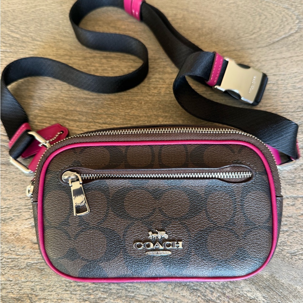 NWOT Coach Mini Belt Bag in Signature Canvas